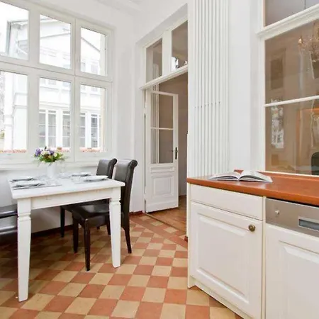 Hartmann Drewitz App 01 *