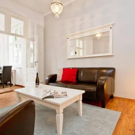 Hartmann Drewitz App 01 * Херингсдорф